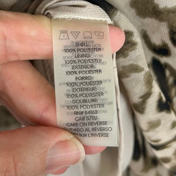 Calvin Klein Animal Print Chiffon Long Sleeve Shirt Size Large Ruffle Tie Neck - Picture 8 of 9